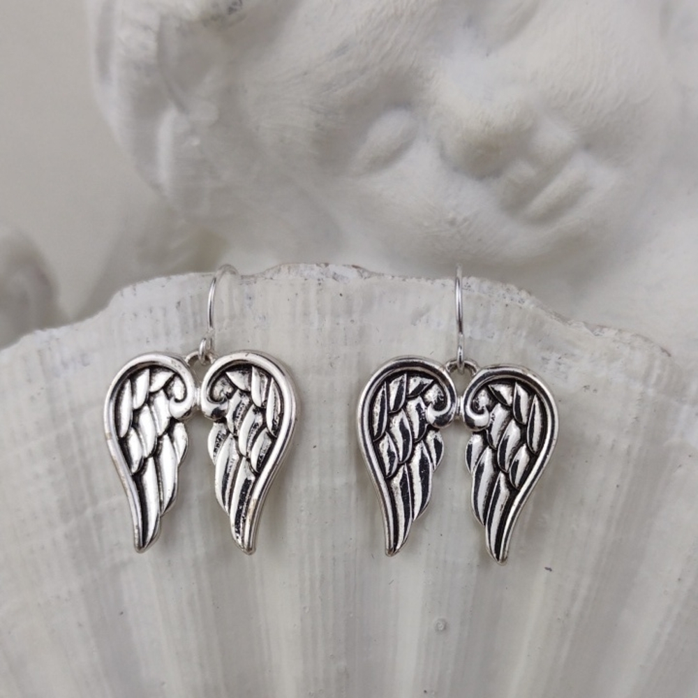 🌻 3 For $15 Adorable Silver Angel Wing "You are my angel" Drop Earrings